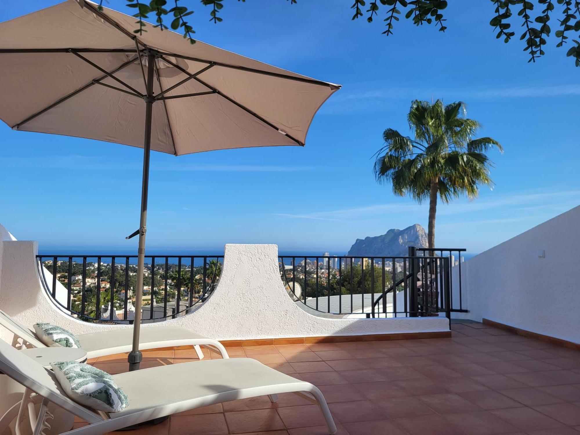 Casa Sunrise - Costa Blanca House With Rooftop, 5 Swimming Pools And Panoramic Sea- And Views At Penon De Ifach Кальпе Екстер'єр фото