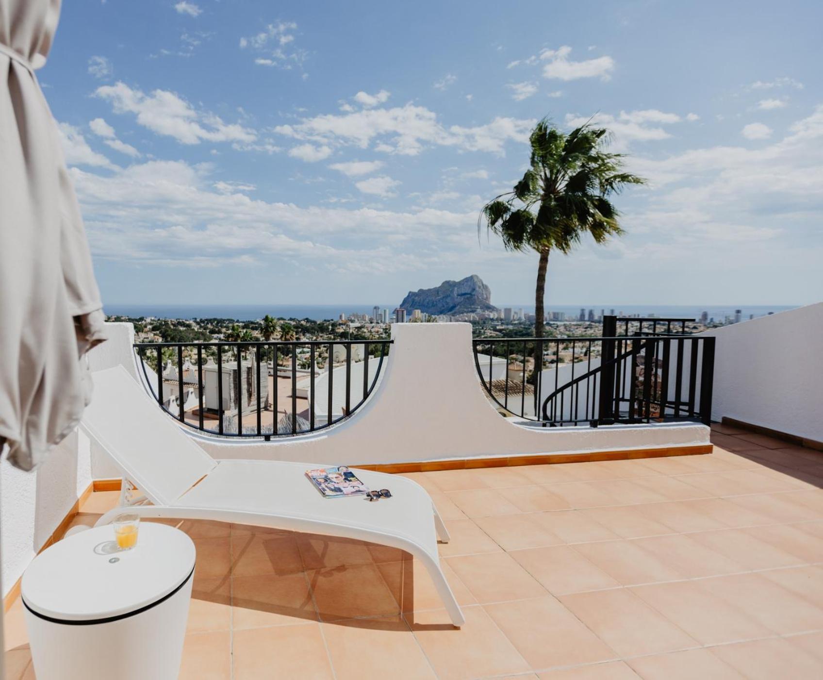 Casa Sunrise - Costa Blanca House With Rooftop, 5 Swimming Pools And Panoramic Sea- And Views At Penon De Ifach Кальпе Екстер'єр фото